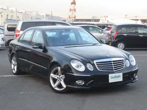 カタログ画像：Ｅクラス （E-CLASS） Ｅ３５０ アバンギャルドＳ 2008年1月 DBA-211056C 3500cc コルンバイトブラック（Ｍ）orオブシディアンブラック（Ｍ） 燃費8.6km / l メイン（その他）