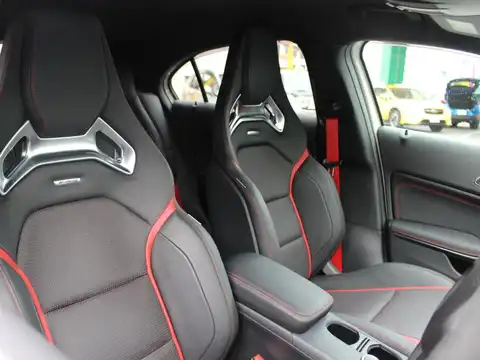 カタログ画像：Ａクラス （A-CLASS） Ａ４５ ＡＭＧ ４マチック エディションⅡ 2014年4月 CBA-176052 2000cc カルサイトホワイト 燃費13.1km / l 内装