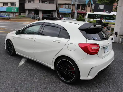 カタログ画像：Ａクラス （A-CLASS） Ａ４５ ＡＭＧ ４マチック エディションⅡ 2014年4月 CBA-176052 2000cc カルサイトホワイト 燃費13.1km / l 外装