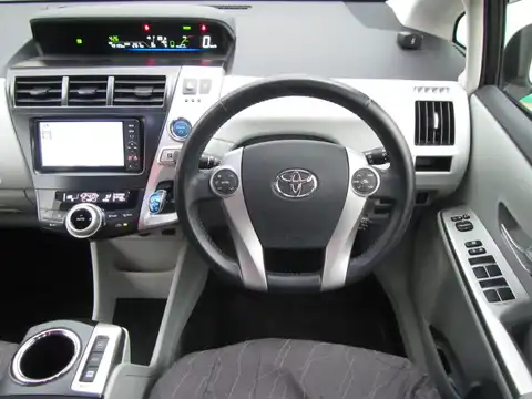 カタログ画像：プリウスα （PRIUS ALPHA） Ｇ 2011年5月 DAA-ZVW41W 1800cc ホワイトパールクリスタルシャイン 燃費26.2km / l 内装