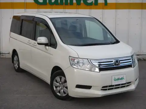 カタログ画像：ステップワゴン （STEPWAGON） Ｇ Ｌパッケージ 2009年10月 DBA-RK2 2000cc プレミアムホワイト・パール 燃費12.6km / l メイン（その他）