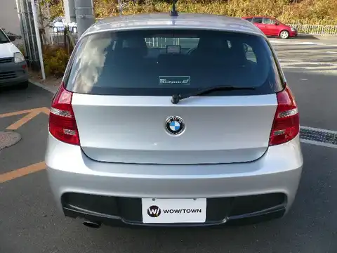 カタログ画像：１シリーズ （1 SERIES） １１６ｉ Ｍスポーツパッケージ 2010年5月 LBA-UE16 1600cc 燃費13.6km / l バック