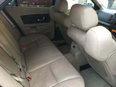 カタログ画像：キャデラックＣＴＳ （CADILLAC CTS） ２．８Ｌ Ｖパッケージ 2005年12月 GH-AD32G 2800cc 燃費7.9km / l バック