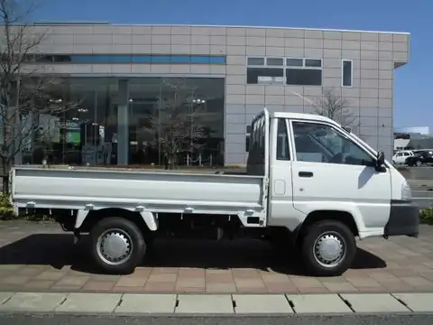 カタログ画像：タウンエーストラック （TOWNACE TRUCK） ＤＸ 2004年4月 KF-CM85 2200cc ホワイト 燃費12.6km / l 外装