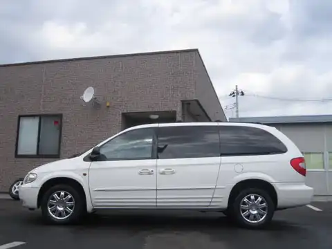 カタログ画像：クライスラー・グランドボイジャー （CHRYSLER GRAND VOYAGER） リミテッド 2004年4月 GH-RG33L 3300cc ストーンホワイトクリアコート 燃費7.2km / l 外装