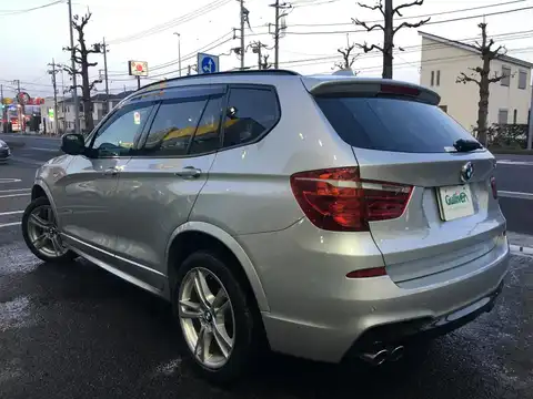 カタログ画像：Ｘ３ （X3） ｘＤｒｉｖｅ ２８ｉ Ｍスポーツパッケージ 2012年5月 DBA-WX20 2000cc 燃費13.6km / l バック