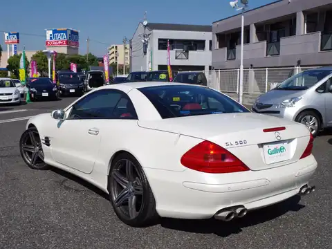 カタログ画像：ＳＬ （SL） ＳＬ５００デジーノ 2005年9月 CBA-230475 5000cc デジーノミスティックホワイト 燃費6.8km / l バック