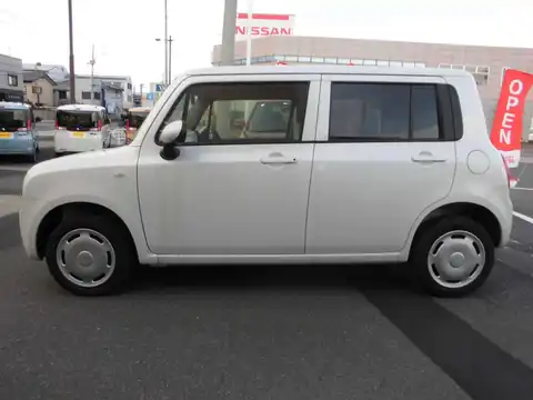 カタログ画像：アルトラパン （ALTO LAPIN） Ｇセットオプション装着車 2014年10月 DBA-HE22S 660cc パールホワイト 燃費26.0km / l 外装