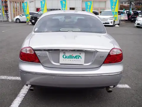 カタログ画像：Ｓタイプ （S-TYPE） ３．０スポーツ 2003年5月 GH-J01FC 3000cc 燃費7.7km / l バック