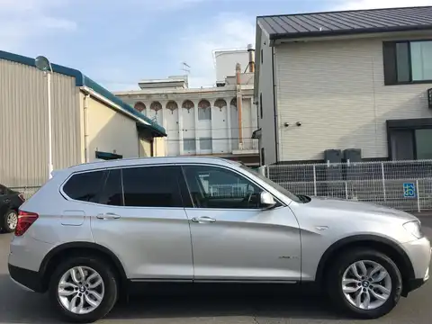 カタログ画像：Ｘ３ （X3） ｘＤｒｉｖｅ ２０ｉ ハイラインパッケージ 2012年5月 DBA-WX20 2000cc 燃費13.2km / l 外装