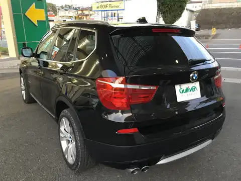 カタログ画像：Ｘ３ （X3） ｘＤｒｉｖｅ ３５ｉ 2013年9月 DBA-WX35 3000cc ブラック・サファイア（メタリック・カラー） 燃費11.0km / l バック