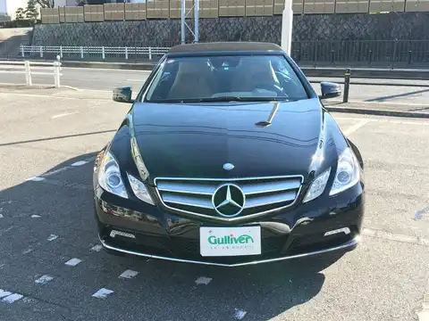 カタログ画像：Ｅクラス （E-CLASS） Ｅ３５０ カブリオレ 2010年4月 DBA-207456 3500cc オブシディアンブラック（Ｍ）orブラック（Ｓ） 燃費9.1km / l フロント