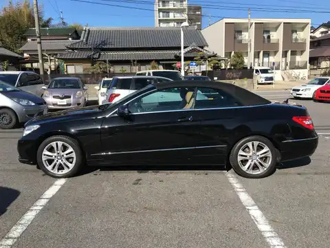 カタログ画像：Ｅクラス （E-CLASS） Ｅ３５０ カブリオレ 2010年4月 DBA-207456 3500cc オブシディアンブラック（Ｍ）orブラック（Ｓ） 燃費9.1km / l 外装