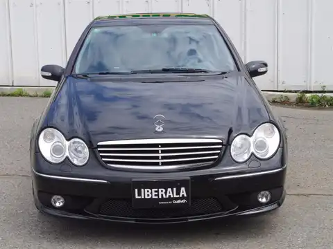 カタログ画像：Ｃクラス （C-CLASS） Ｃ５５ ＡＭＧ 2004年6月 GH-203076 5500cc 燃費7.1km / l フロント