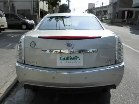 カタログ画像：キャデラックＣＴＳ （CADILLAC CTS） ３．６ 2008年1月 ABA-X322B 3600cc プラチナシルバー 燃費8.0km / l バック