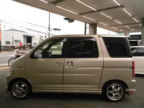 カタログ画像：アトレーワゴン （ATRAI WAGON） カスタム ロールーフ 2002年1月 TA-S220G 660cc ベージュメタリック 燃費16.0km / l 外装