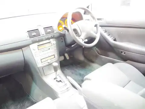 カタログ画像：アベンシスセダン （AVENSIS SEDAN） Ｌｉ 2005年9月 CBA-AZT251 2400cc シルバーメタリック 燃費10.6km / l 内装