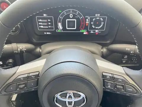 カタログ画像：ＧＲヤリス （GR YARIS） ＲＺ ハイパフォーマンス 2025年5月 4BA-GXPA16 1600cc プラチナホワイトパールマイカ 燃費12.4km / l 内装
