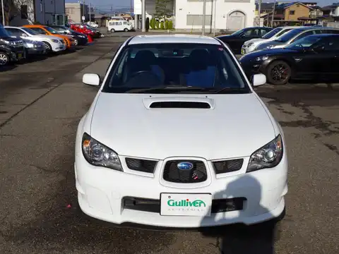 カタログ画像：インプレッサ （IMPREZA） ＷＲＸ 2005年6月 TA-GDA 2000cc ピュアホワイト 燃費11.4km / l フロント