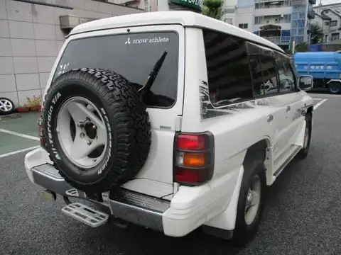 カタログ画像：パジェロ （PAJERO） ミッドルーフワイド スノーアスリート 1997年11月 KD-V46WG 2800cc ソフィアホワイト・モノトーン バック