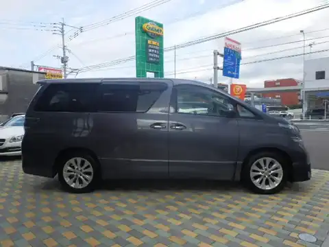 カタログ画像：ヴェルファイア （VELLFIRE） ３．５Ｚ プラチナムセレクション 2009年6月 DBA-GGH20W 3500cc グレーメタリック 燃費9.5km / l 外装