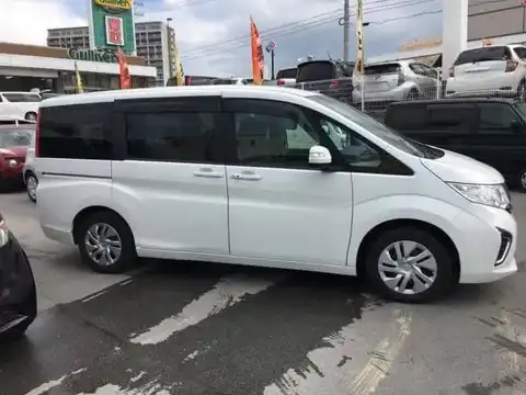 カタログ画像：ステップワゴン （STEPWAGON） Ｇ 2015年4月 DBA-RP1 1500cc ホワイトオーキッド・パール 燃費17.0km / l 外装