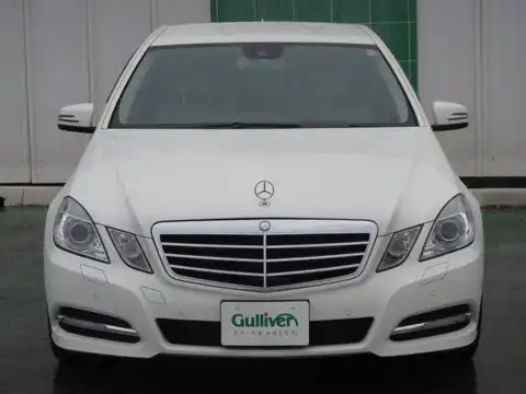 メルセデス・ベンツ,Ｅクラス,Ｅ３５０ ブルーテック アバンギャルド ＡＩＲマティックサスペンション装着車,2011年11月