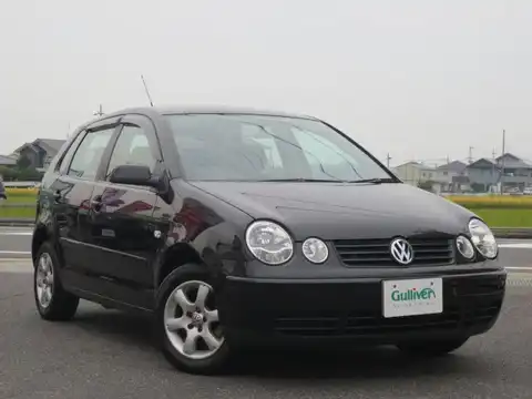 カタログ画像：ポロ （POLO） ４ドア 2004年10月 GH-9NBKY 1400cc ブラックマジックパールエフェクト 燃費14.2km / l メイン（その他）