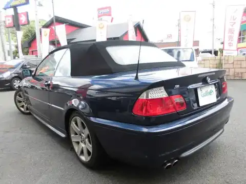 カタログ画像：３シリーズ （3 SERIES） ３３０Ｃｉカブリオーレ Ｍスポーツパッケージ 2004年4月 GH-AV30 3000cc 燃費9.2km / l バック