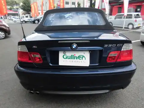 カタログ画像：３シリーズ （3 SERIES） ３３０Ｃｉカブリオーレ Ｍスポーツ 2001年2月 GH-AV30 3000cc トパーズ・ブルー（メタリックカラー） バック