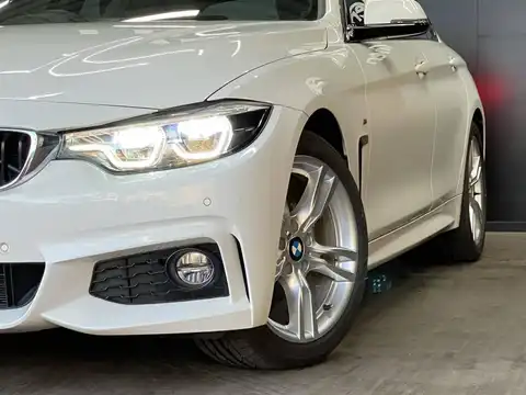 カタログ画像：４シリーズ （4 SERIES） ４２０ｉグランクーペ Ｍスポーツ 2019年10月 DBA-4D20 2000cc アルピン・ホワイトⅢ（ソリッド・カラー） 燃費16.0km / l 外装