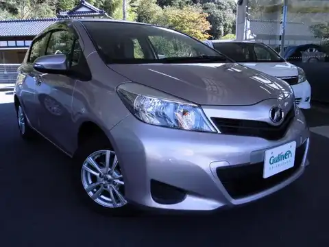 カタログ画像：ヴィッツ （VITZ） Ｆ Ｍパッケージ 2010年12月 DBA-KSP130 1000cc ローズメタリックオパール 燃費20.8km / l メイン（その他）