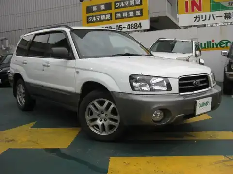 カタログ画像：フォレスター （FORESTER） Ｘ２０ Ｌ．Ｌ．Ｂｅａｎエディション 2003年2月 TA-SG5 2000cc ピュアホワイト／カーボングレー・メタリック 燃費13.6km / l メイン（その他）