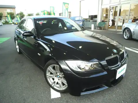 カタログ画像：３シリーズ （3 SERIES） ３２０ｉ Ｍスポーツ プラス 2008年10月 ABA-VA20 2000cc ブラック・サファイア（メタリック・カラー） 燃費12.0km / l メイン（その他）