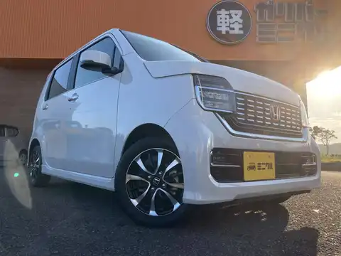 カタログ画像：Ｎ－ＷＧＮカスタム （N-WGN CUSTOM） Ｌホンダセンシング 2019年8月 6BA-JH3 660cc プラチナホワイト・パールorプラチナホワイト・パール＆ブラック 燃費23.2km / l メイン（その他）