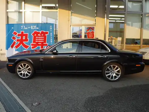 カタログ画像：ＸＪ （XJ） ＸＪ ４．２エグゼクティブ 2007年8月 CBA-J72SB 4200cc エボニー 燃費6.9km / l 外装