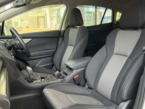 カタログ画像：ＸＶ （XV） ２．０ｅ－Ｌ アイサイト スマートエディション 2021年6月 5AA-GTE 2000cc クリスタルホワイト・パール 燃費15.0km / l 内装