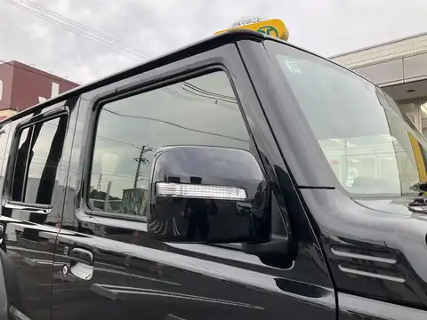 カタログ画像：ジムニー （JIMNY） ＸＧ 2025年11月 3BA-JB64W 660cc 燃費14.3km / l メイン