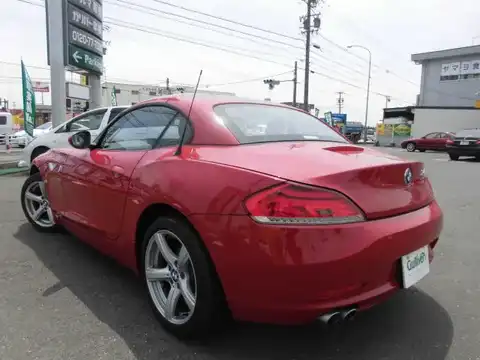 カタログ画像：Ｚ４ （Z4） ｓＤｒｉｖｅ２３ｉ 2009年5月 ABA-LM25 2500cc クリムゾン・レッド（ソリッド・カラー） 燃費11.4km / l バック