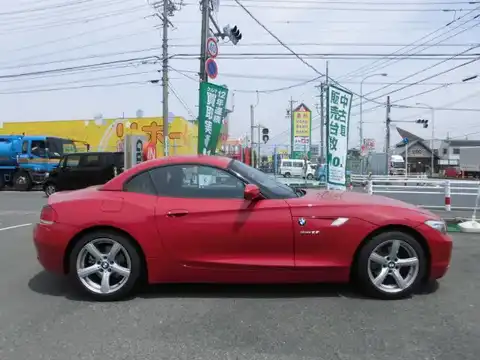 カタログ画像：Ｚ４ （Z4） ｓＤｒｉｖｅ２３ｉ 2009年5月 ABA-LM25 2500cc クリムゾン・レッド（ソリッド・カラー） 燃費11.4km / l 外装