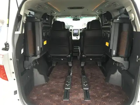 カタログ画像：アルファード （ALPHARD） ２４０Ｓ タイプゴールドⅡ 2013年10月 DBA-ANH20W 2400cc ゴールドパールクリスタルシャイン 燃費10.8km / l 内装