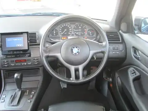 カタログ画像：３シリーズ （3 SERIES） ３２０ｉ Ｍスポーツパッケージ 2000年11月 GH-AV22 2200cc 燃費9.8km / l 内装