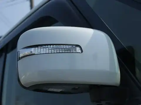 カタログ画像：ソリオバンディット （SOLIO BANDIT） ＤＪＥレーダーブレーキサポートⅡ装着車 2014年2月 DBA-MA15S 1200cc パールホワイト 燃費25.4km / l 外装