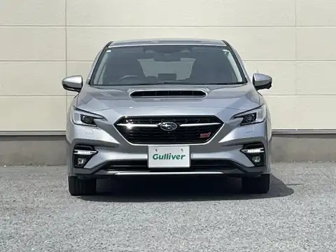 カタログ画像：レヴォーグ （LEVORG） ＳＴＩスポーツＲ－ブラックリミテッド 2024年12月 5BA-VNH 2400cc アイスシルバー・メタリック 燃費11.0km / l フロント