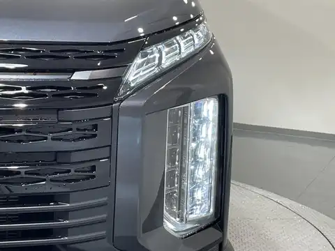 カタログ画像：デリカＤ：５ （DELICA D:5） シャモニー（電動サイドステップ非装着車） 2025年5月 3DA-CV1W 2200cc ブラックダイヤモンド×ブラックマイカ 燃費12.6km / l 外装