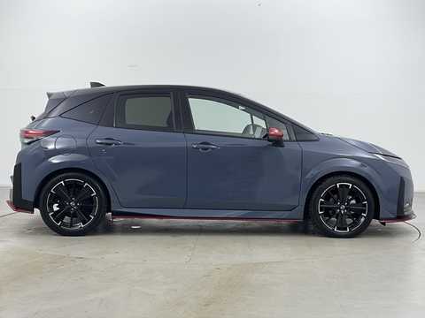 日産,オーラ,Ｇ ＦＯＵＲ ９０周年記念車,2024年6月