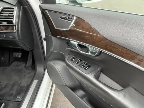 カタログ画像：ＸＣ９０ （XC90） Ｔ８ ツインエンジン ＡＷＤ エクセレンス 2018年8月 DLA-LB420XCPA 2000cc アイスホワイト 燃費13.7km / l 内装