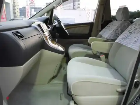 カタログ画像：アルファードＧ （ALPHARD G） ＡＸ Ｌエディション サイドリフトアップシート装着車 2007年6月 DBA-ANH15W 2400cc ゴールドメタリック 燃費9.4km / l 内装