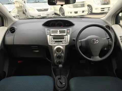 カタログ画像：ヴィッツ （VITZ） Ｘ 2007年1月 DBA-NCP91 1500cc ライトブルーマイカメタリック 燃費18.6km / l 内装