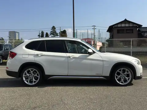 カタログ画像：Ｘ１ （X1） ｘＤｒｉｖｅ ２０ｉ ｘライン 2015年4月 DBA-VM20 2000cc ミネラル・ホワイト 燃費13.6km / l 外装